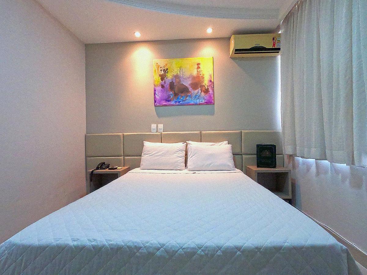 Hotel Pedra Negra Gov. Valadares Говернадор-Валадарес Екстер'єр фото