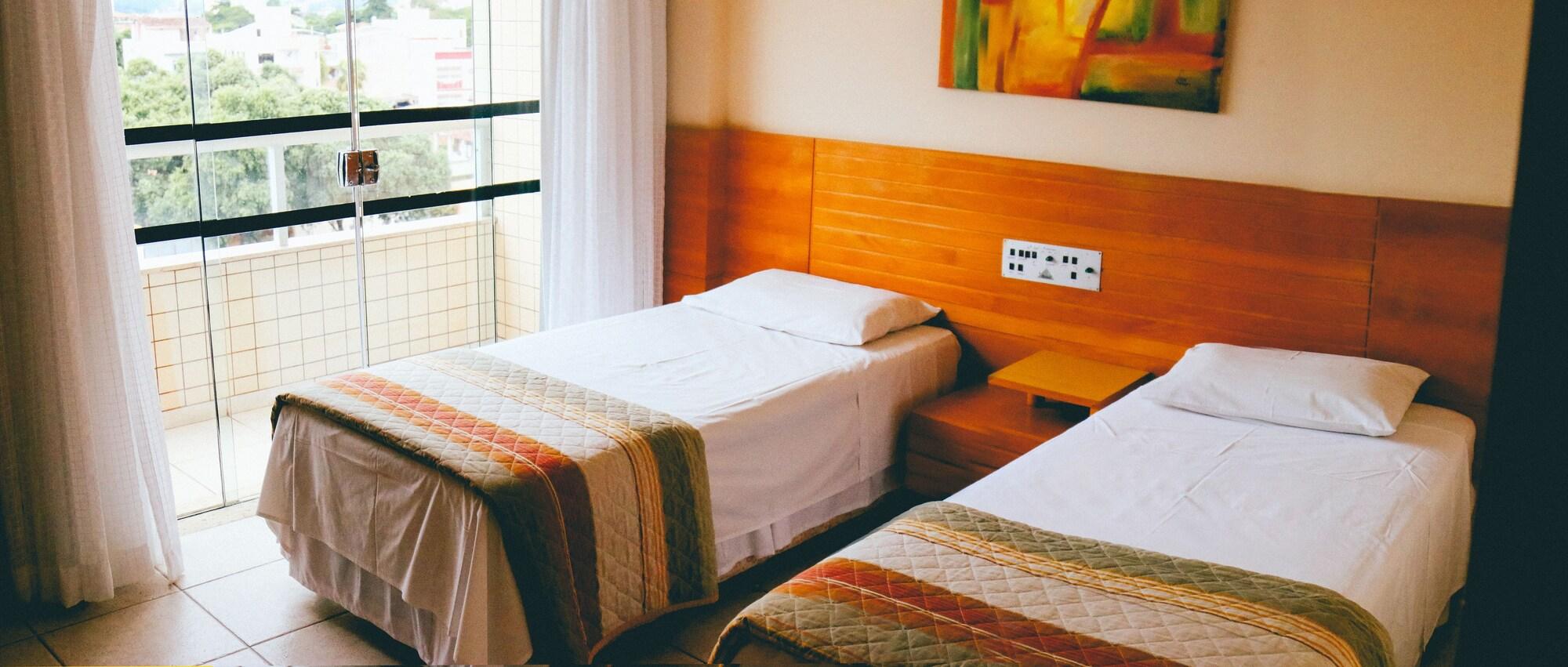 Hotel Pedra Negra Gov. Valadares Говернадор-Валадарес Екстер'єр фото