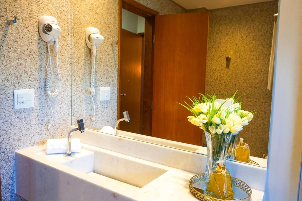 Hotel Pedra Negra Gov. Valadares Говернадор-Валадарес Екстер'єр фото