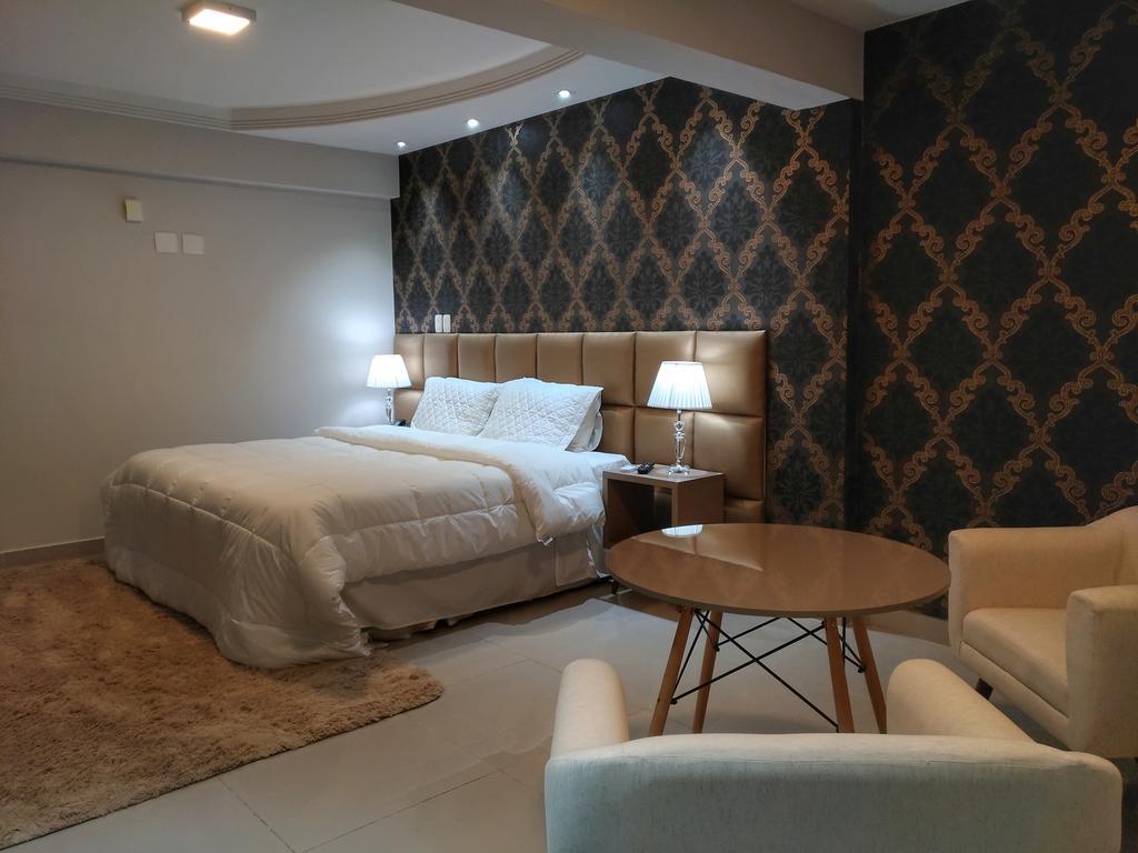 Hotel Pedra Negra Gov. Valadares Говернадор-Валадарес Екстер'єр фото